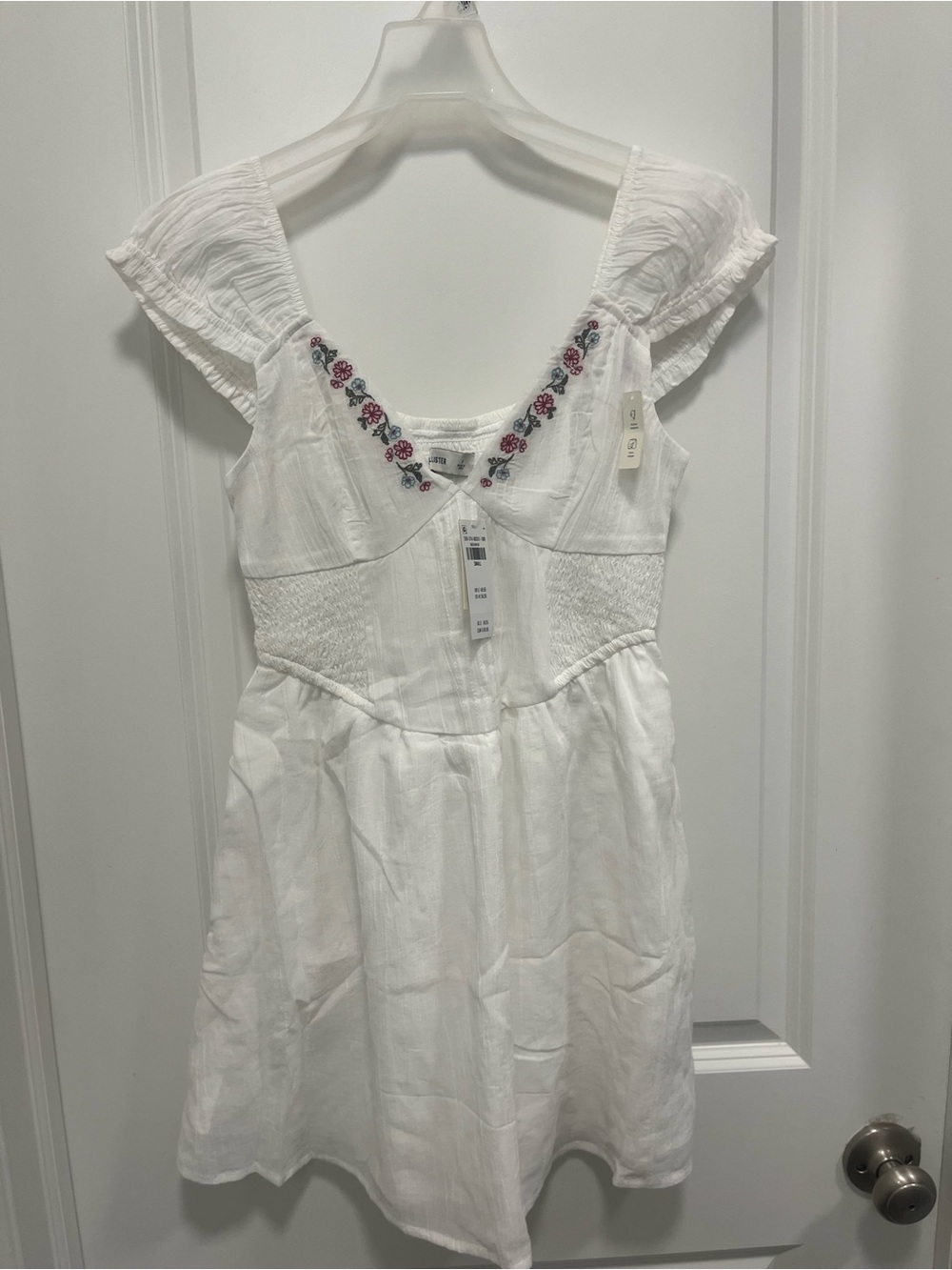 Hollister Boho White Embroidered Floral Dress With Shorts Attached Small NWT